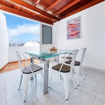 Casa El Varadero Central, Air-con, Sea Views * Puerto del Carmen (Lanzarote)